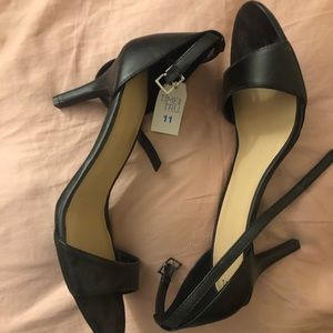 *Brand New* Kitten Heel Strappy Heels